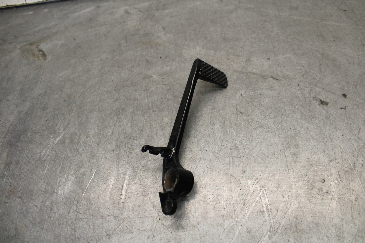 04-06 YAMAHA YZF R1 POWDER COATED RIGHT REARSET BRAKE FOOT PEDAL BB659