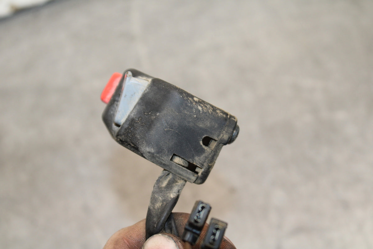 07-08 YAMAHA YZF R1 RIGHT CLIP ON HANDLE KILL OFF START SWITCH SWITCHES BB724