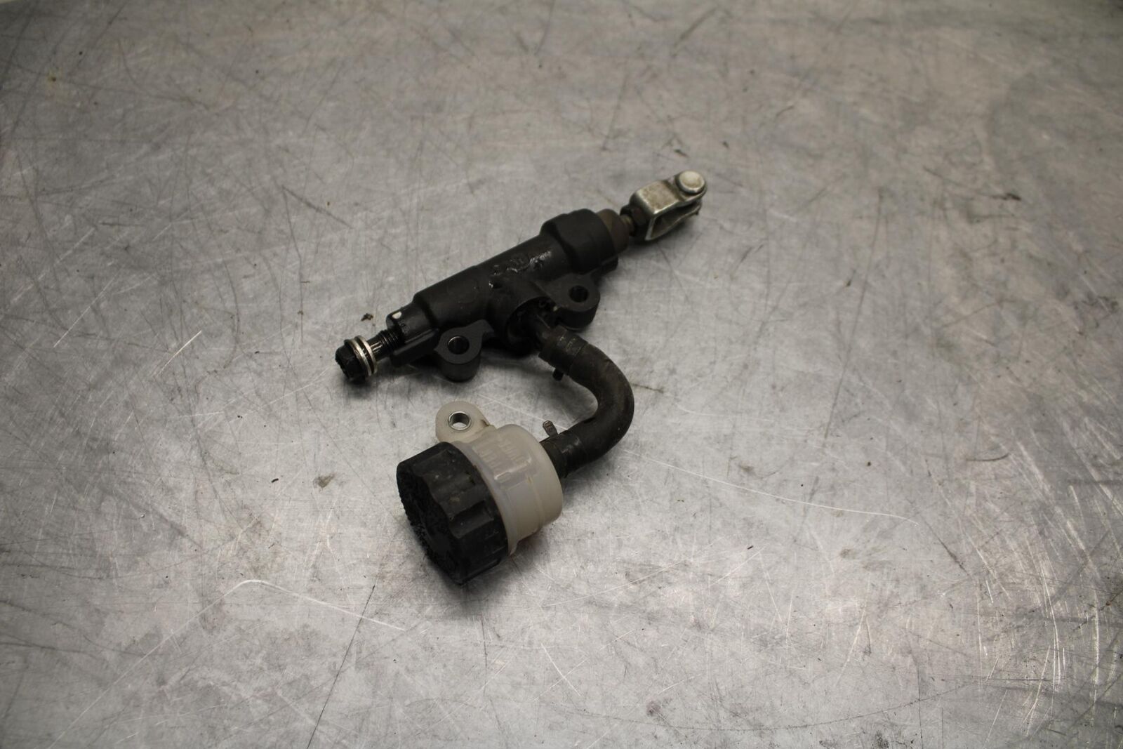 11-15 KAWASAKI ZX1000R REAR BACK BRAKE MASTER CYLINDER W RESERVOIR BB445