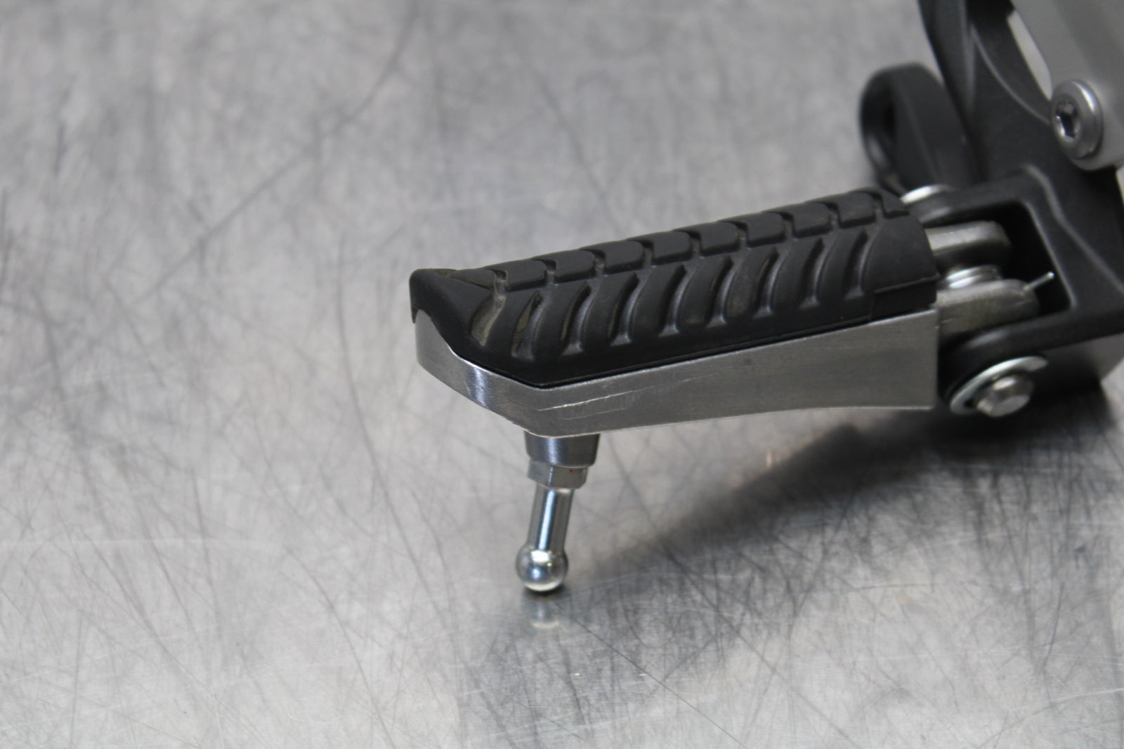 23-24 KAWASAKI NINJA ZX14R NEW!!! LEFT REARSET REAR SET DRIVER FOOT PEG BB153