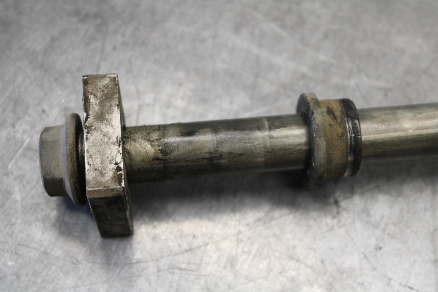 16-17 KAWASAKI VULCAN S 650 EN650 ABS REAR AXLE WHEEL RIM PIVOT BOLT AXEL  BB731