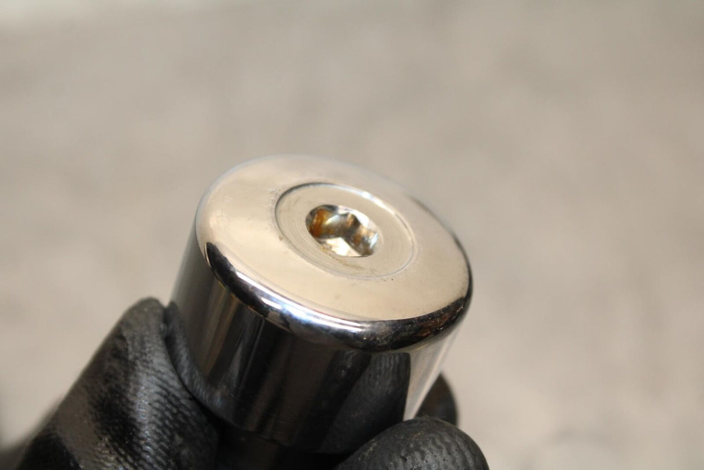 2005 Yamaha Road Star XV1700AM Midnight HANDLEBAR END CAPS WEIGHTS  BB571