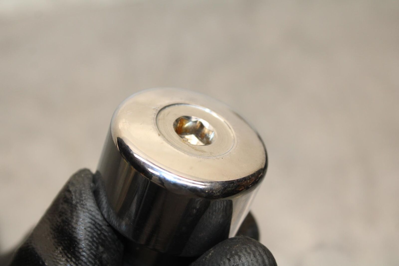 2005 Yamaha Road Star XV1700AM Midnight HANDLEBAR END CAPS WEIGHTS  BB571