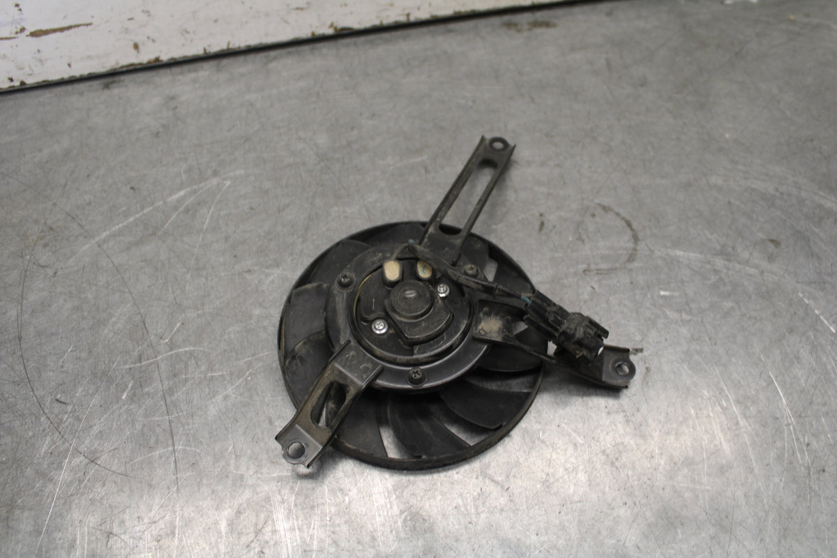 17-21 HONDA CBR1000RR SP LEFT ENGINE RADIATOR COOLING FAN MOTOR BB681