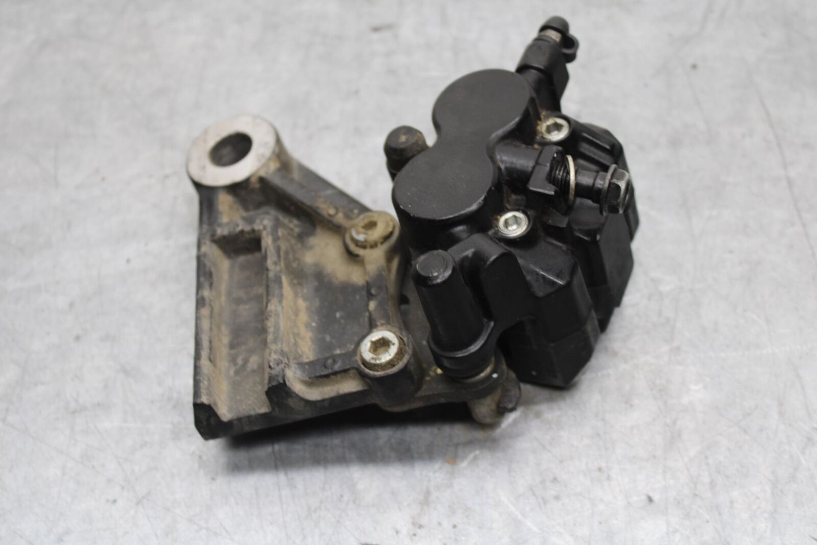 2015 Kawasaki Ninja 300 EX300B ABS REAR BACK BRAKE CALIPER 43080-0151-25S BB61