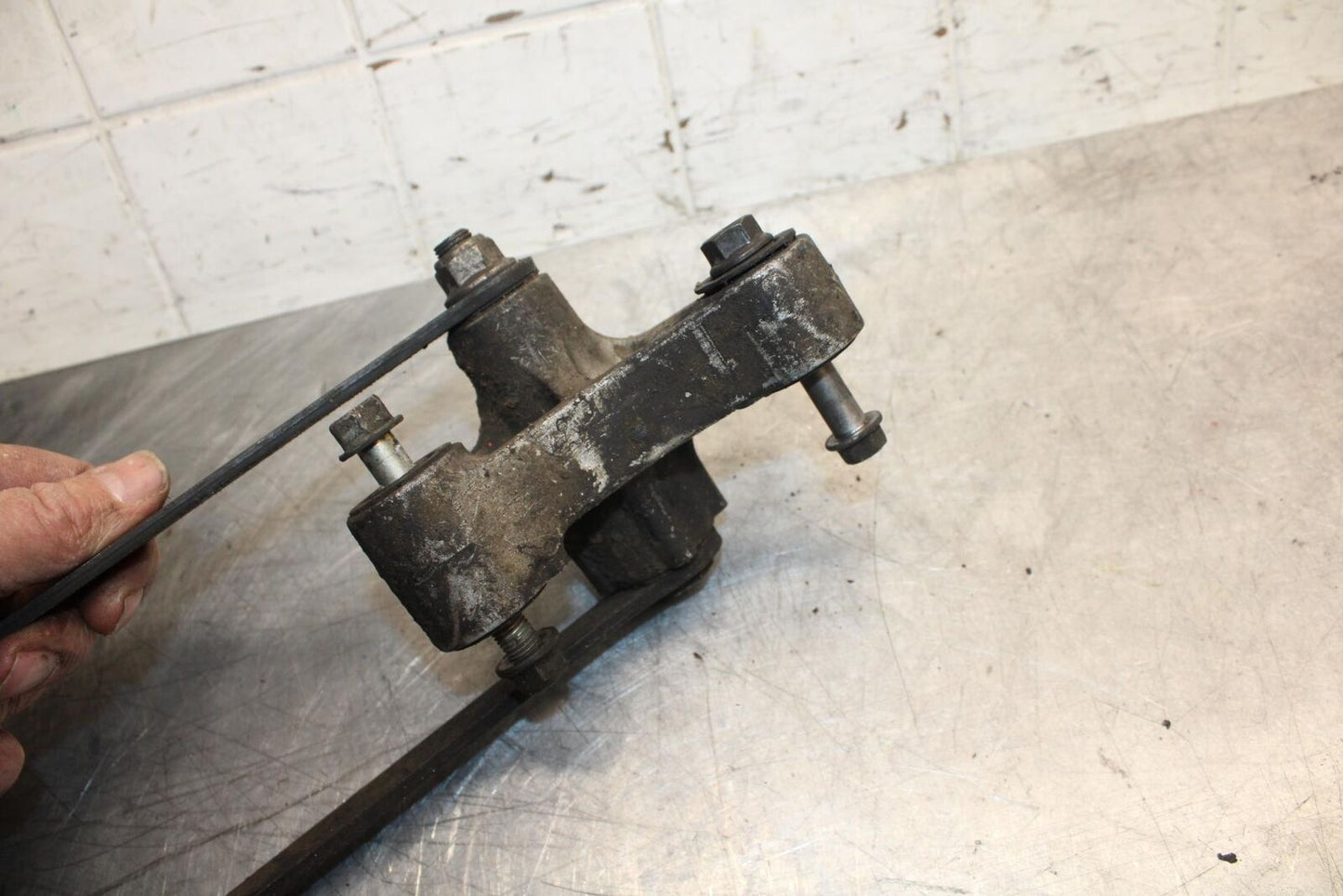 2003 Kawasaki Z1000 REAR DOGBONE SHOCK LINKAGE LINK 39007-1302 BB35