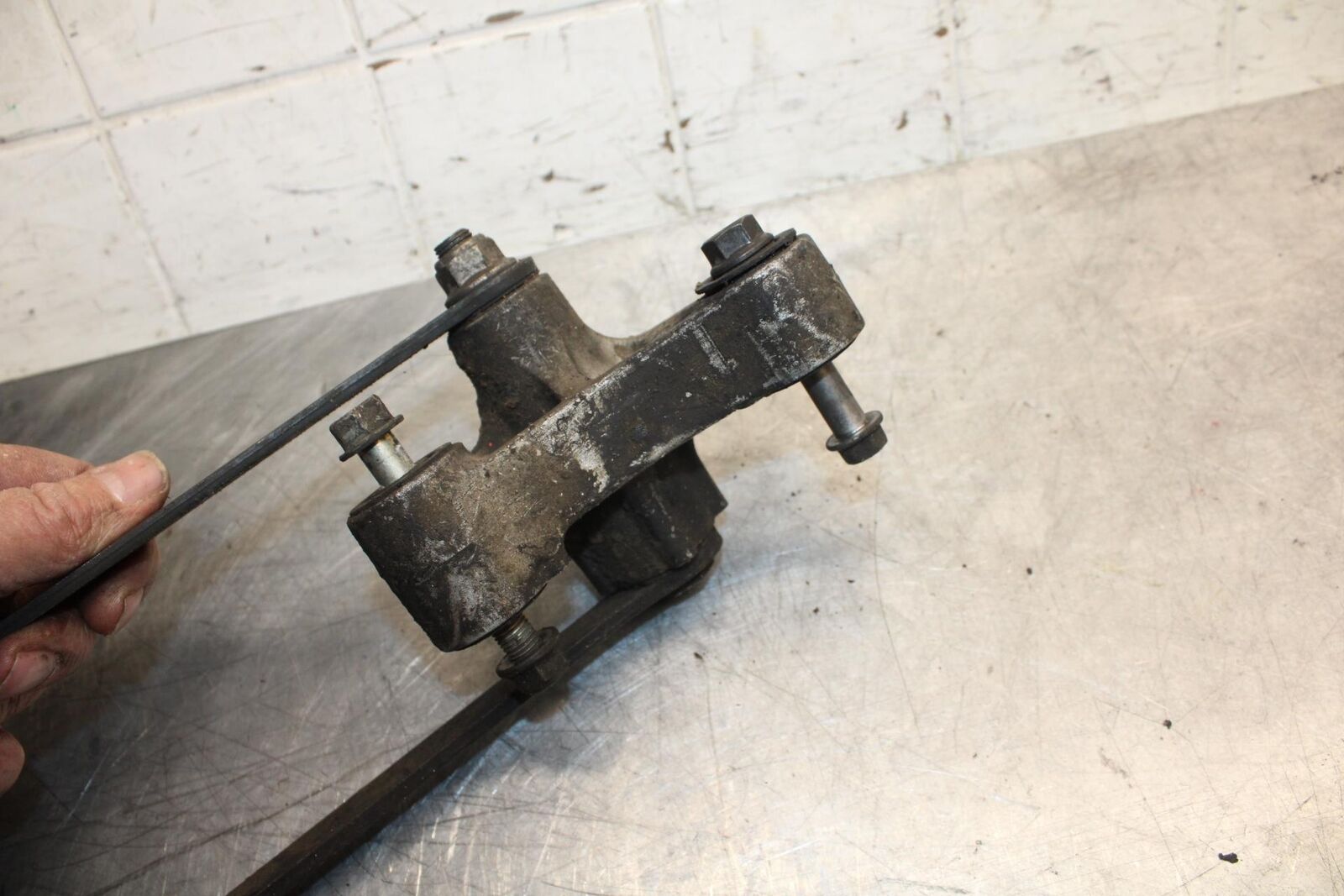 2003 Kawasaki Z1000 REAR DOGBONE SHOCK LINKAGE LINK 39007-1302 BB35