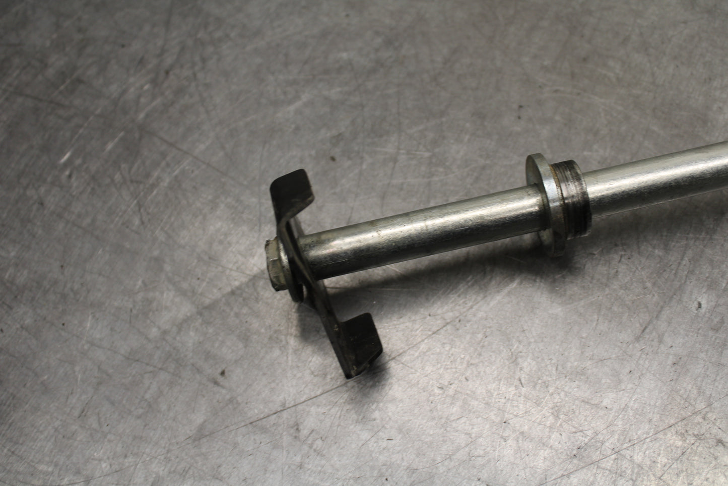 24 KAWASAKI NINJA 500 ABS REAR AXLE BACK WHEEL RIM PIVOT BOLT AXEL BB730