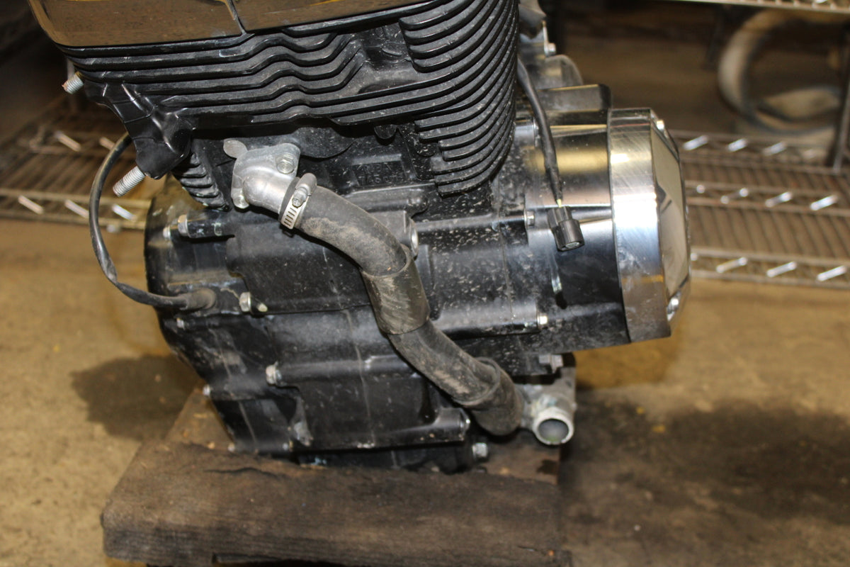 10-13 HONDA SHADOW RS 750 VT750RS ENGINE MOTOR  BB718