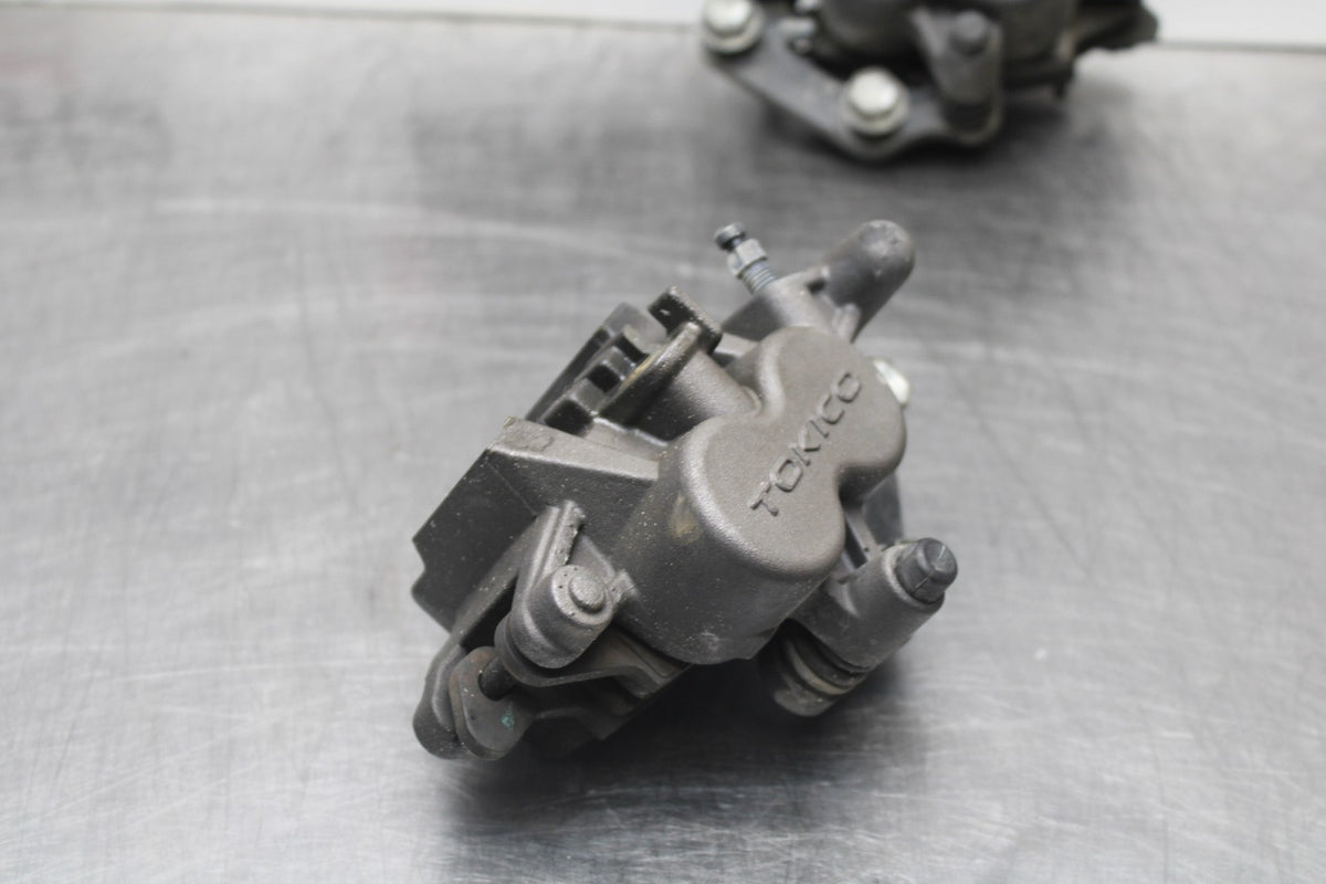 08 SUZUKI SV650 RIGHT LEFT FRONT BRAKE CALIPER SET PAIR CALIPERS BB846