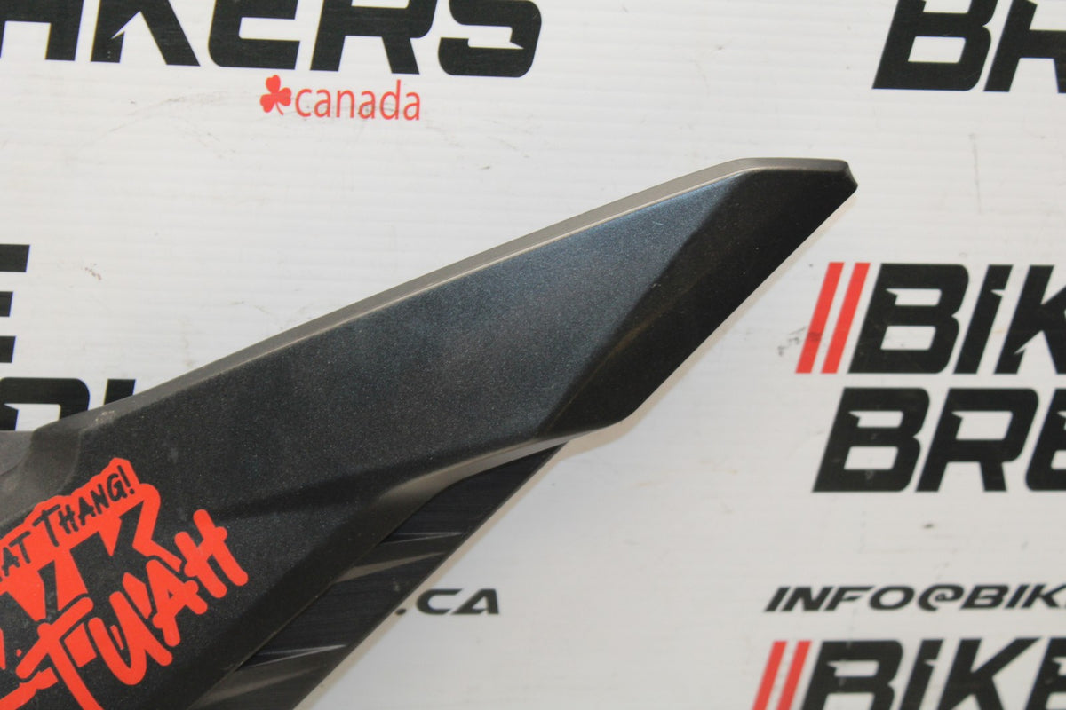 18 HONDA CB500F RIGHT LOWER BOTTOM BELLY SIDE FAIRING COWL BB861