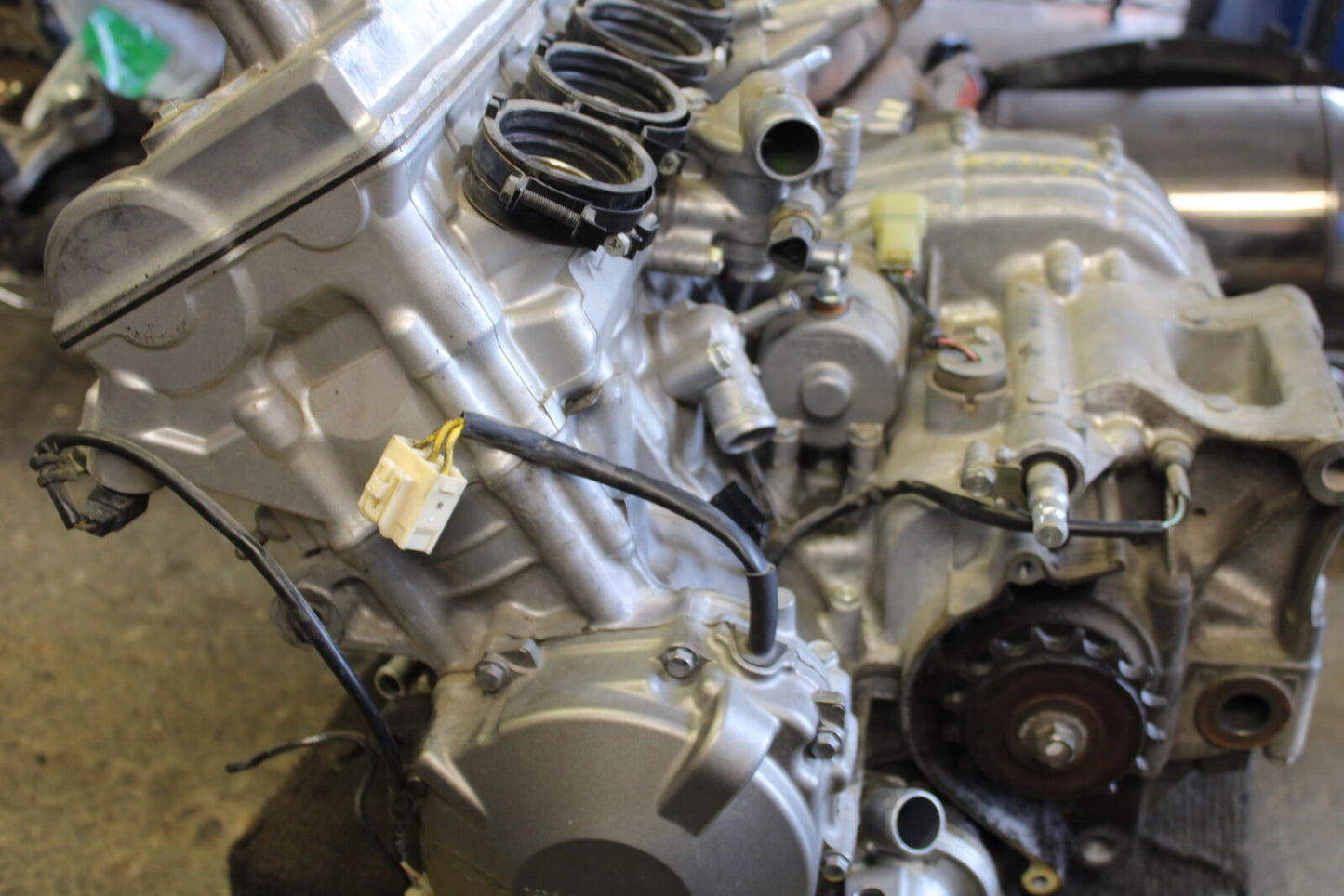 05-06 HONDA CBR600RR ENGINE MOTOR   BB689