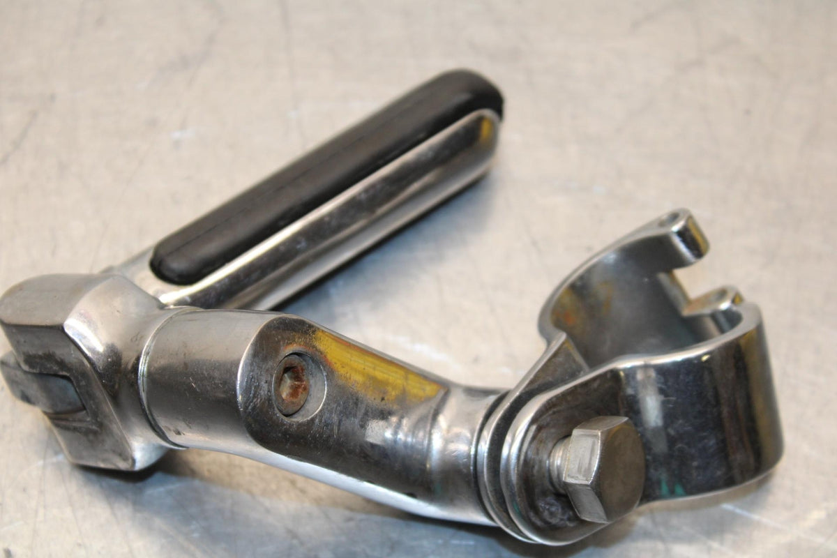 2004 Suzuki Intruder 1500 VL1500 LEFT REAR FOOT REST PEG STEP BB573