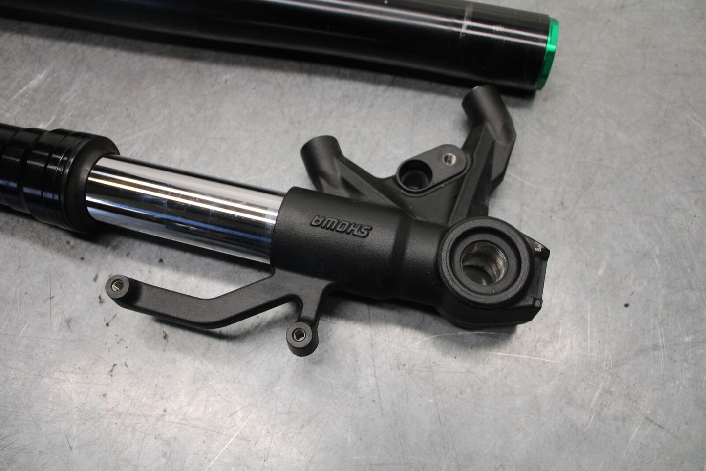 13-18 KAWASAKI NINJA ZX6R FRONT FORKS SET PAIR 44071-0834-56K BB666