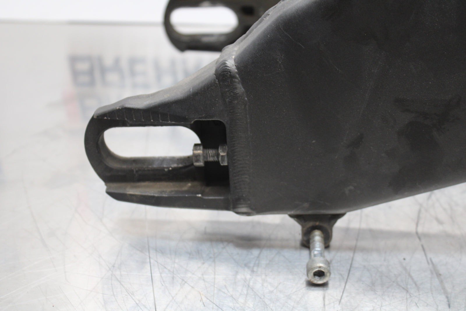 13-18 KAWASAKI NINJA ZX6R REAR SWINGARM BACK SUSPENSION SWING ARM BB143