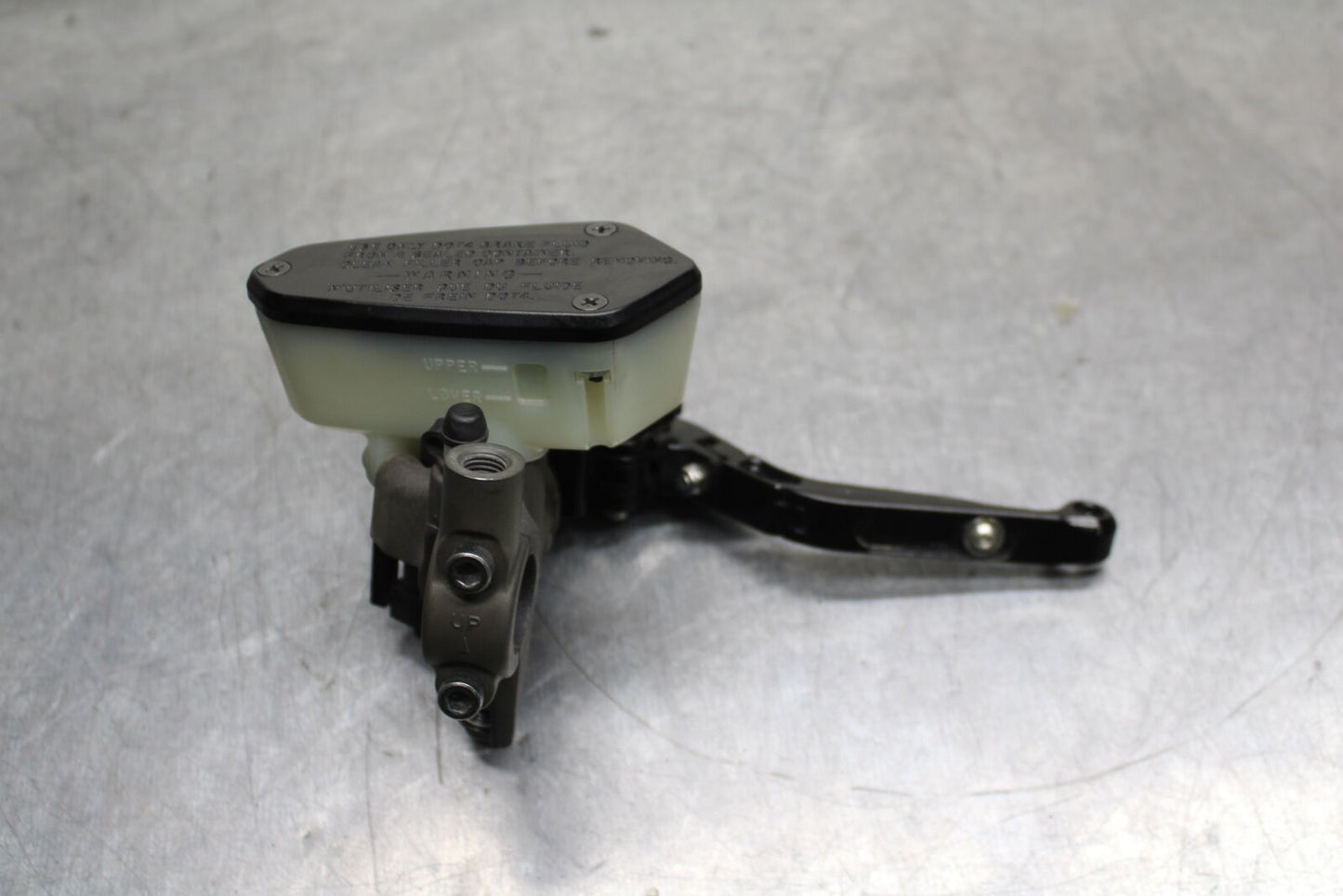 12-13 KAWASAKI Z1000 FRONT BRAKE MASTER CYLINDER w/ LEVER BB743