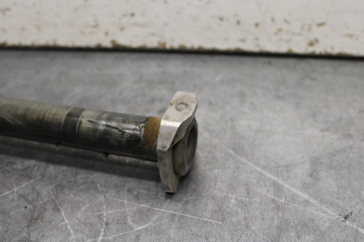 08-10 SUZUKI GSXR 600 REAR AXLE BACK WHEEL RIM PIVOT BOLT AXEL  BB721