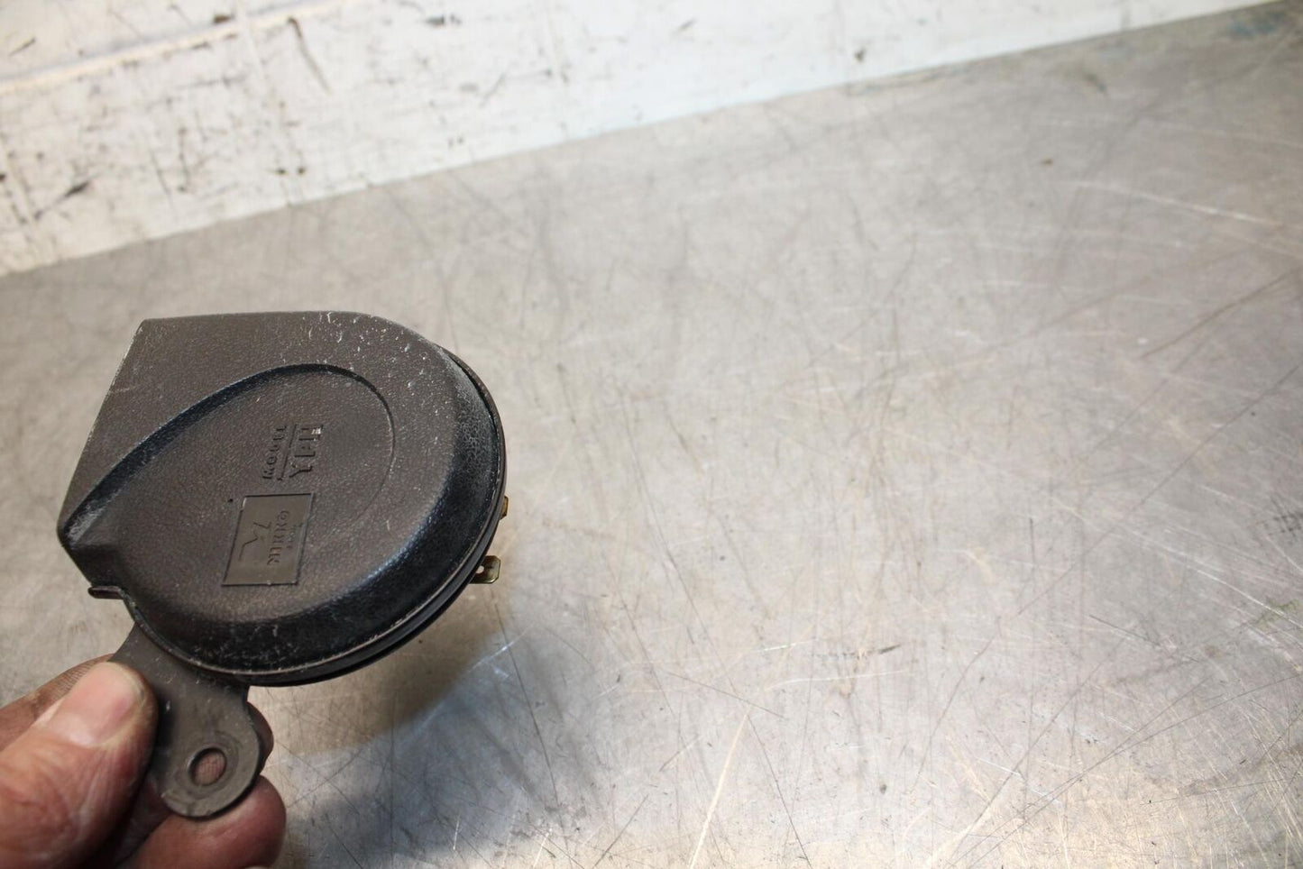 2005 Yamaha Road Star XV1700AM Midnight HORN SIGNAL 4WM-83371-00-00 BB571