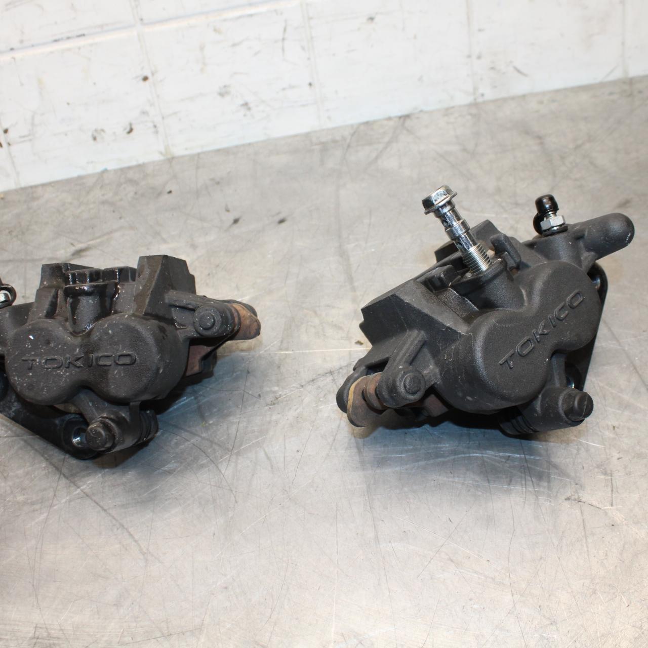 12-17 KAWASAKI NINJA 650 RIGHT LEFT FRONT BRAKE CALIPER SET PAIR CALIPERS BB470