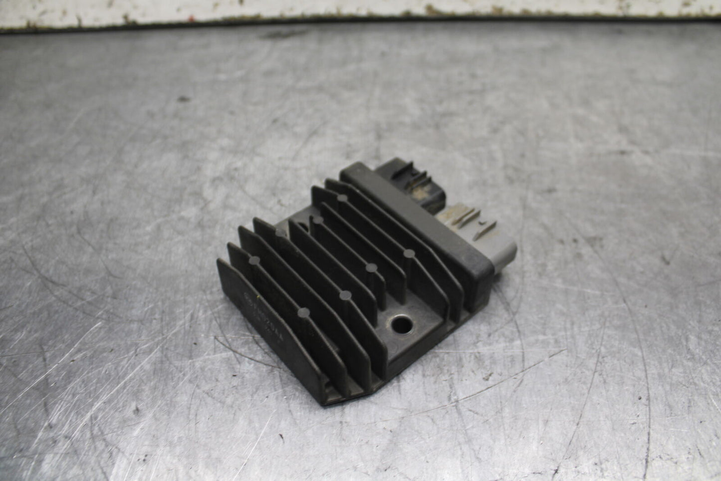 14-17 YAMAHA FZ09 RECTIFIER VOLTAGE REGULATOR BB111