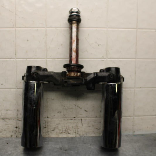 2005 Kawasaki Vulcan 1600 VN1600D Nomad FRONT LOWER TRIPLE TREE STEM BB556