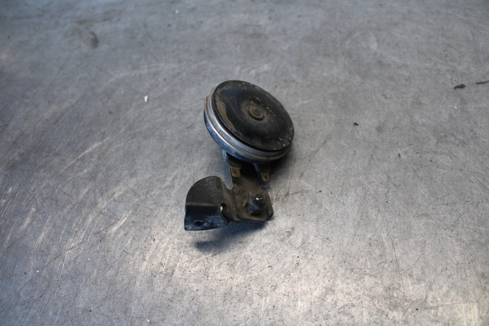 03-04 HONDA CBR600RR HORN SIGNAL 38110-MEE-013 BB661
