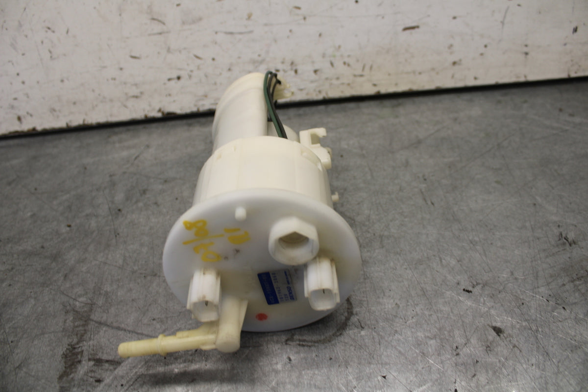 07-08 YAMAHA YZF R1 FUEL PUMP GAS PETROL SENDER UNIT 4C8-13907-01-00  BB676