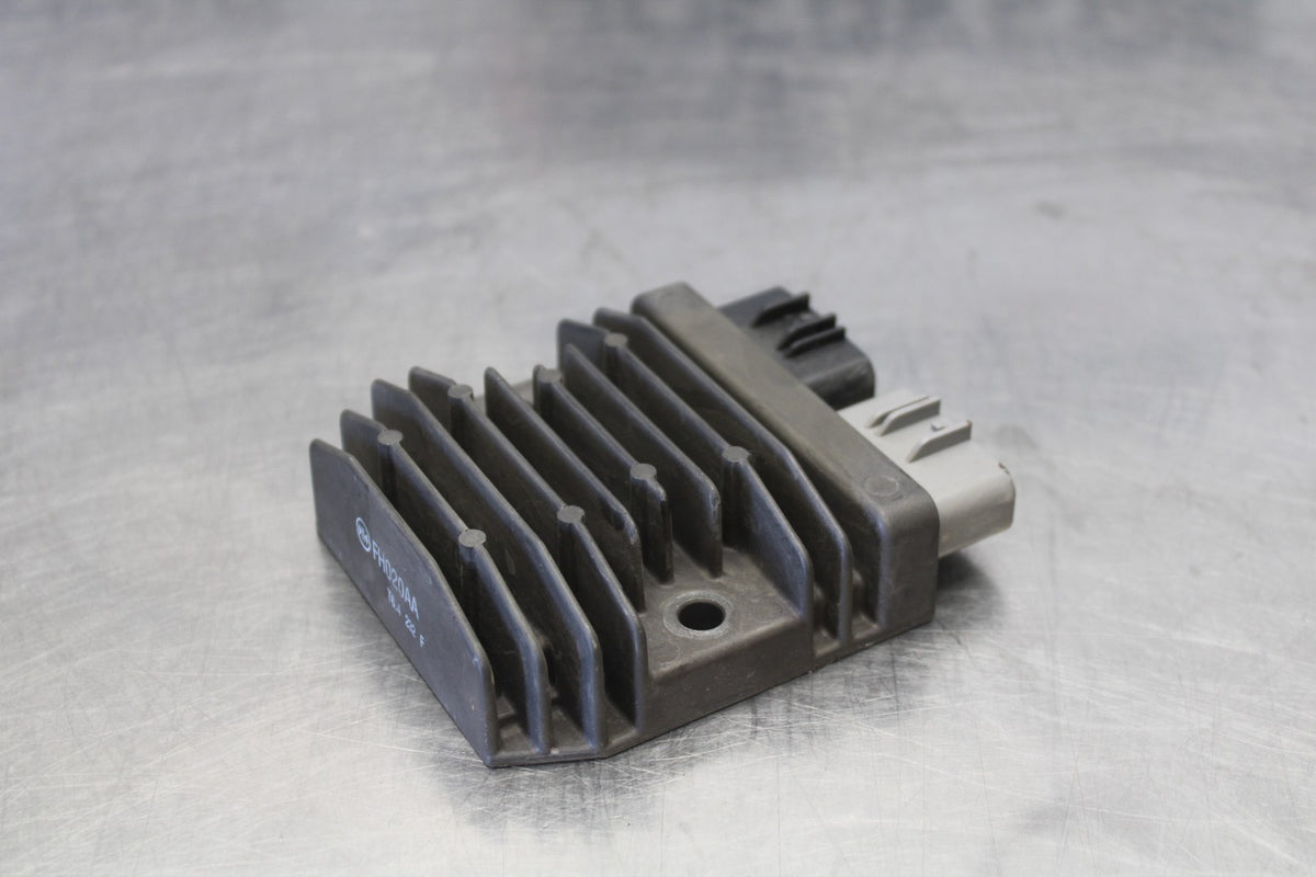 16 HONDA CB500F ABS RECTIFIER VOLTAGE REGULATOR BB930