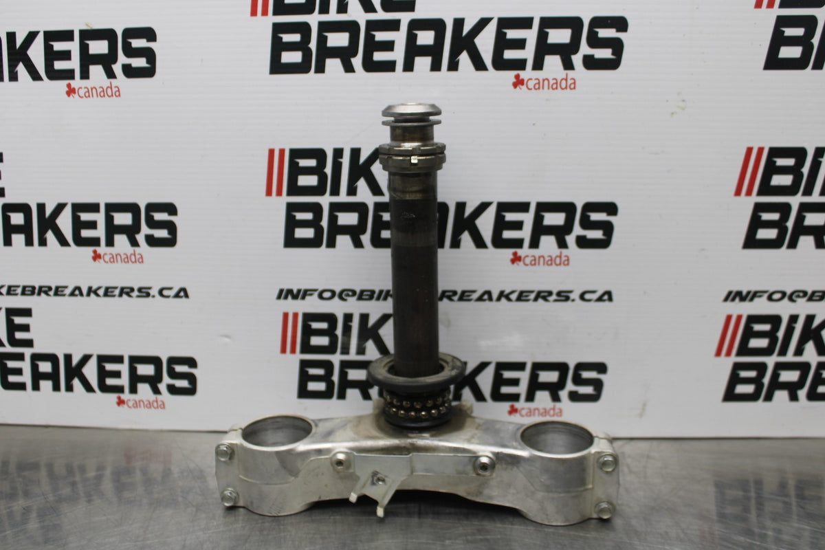 08 KAWASAKI NINJA ZX10R FRONT FORKS CLAMP LOWER TRIPLE TREE STEM BB201