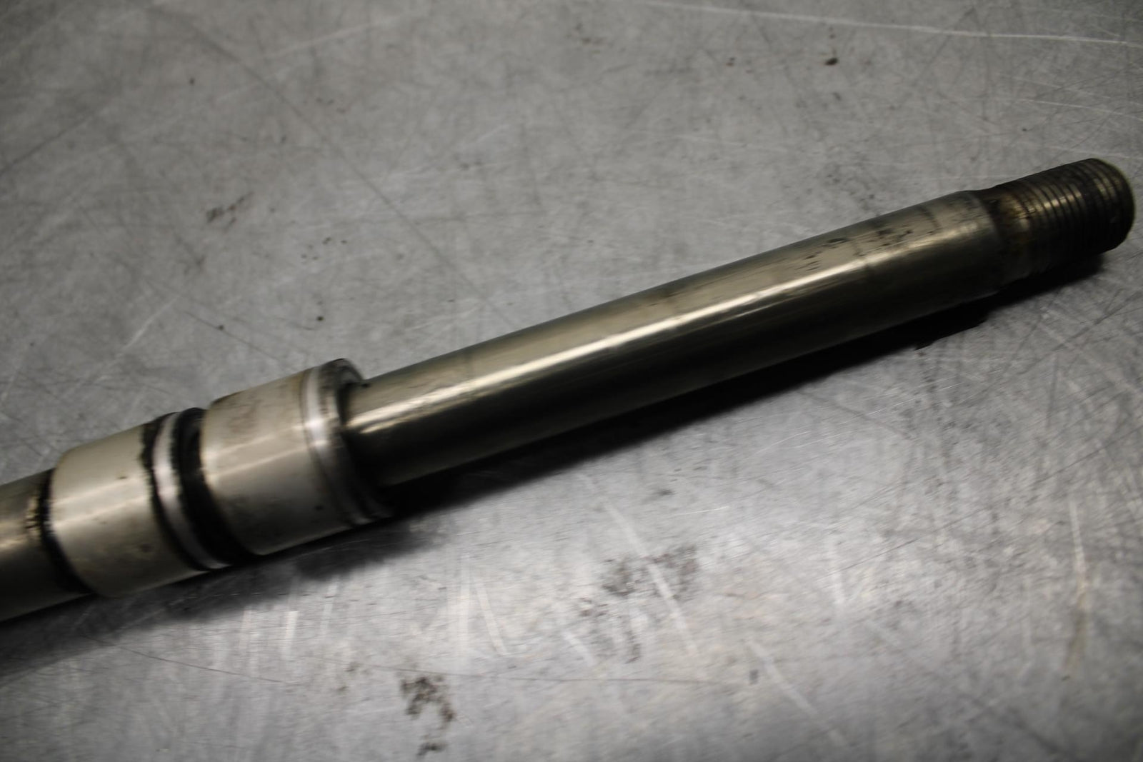 06-07 TRIUMPH DAYTONA 675 DAYTONA 675 FRONT WHEEL RIM AXLE PIVOT BOLT BB441