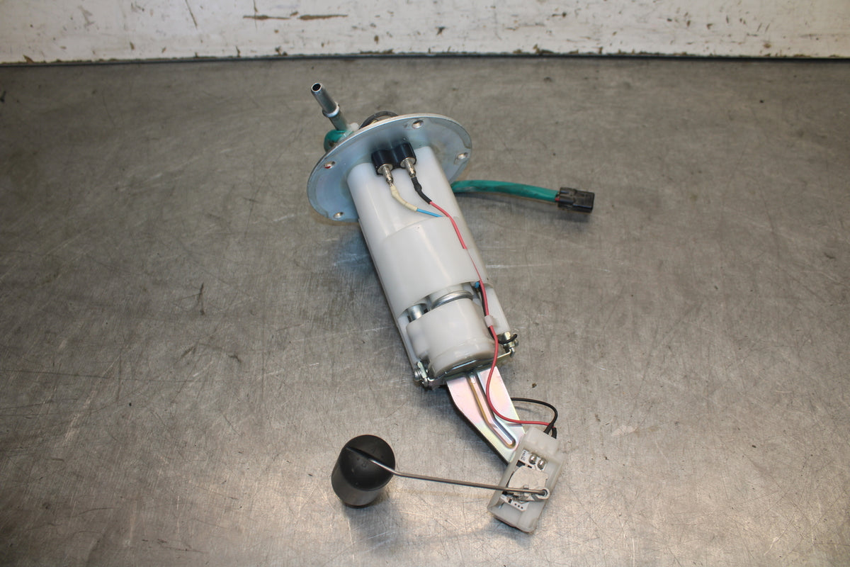 19-23 KAWASAKI NINJA ZX6R FUEL PUMP GAS PETROL SENDER UNIT BB701