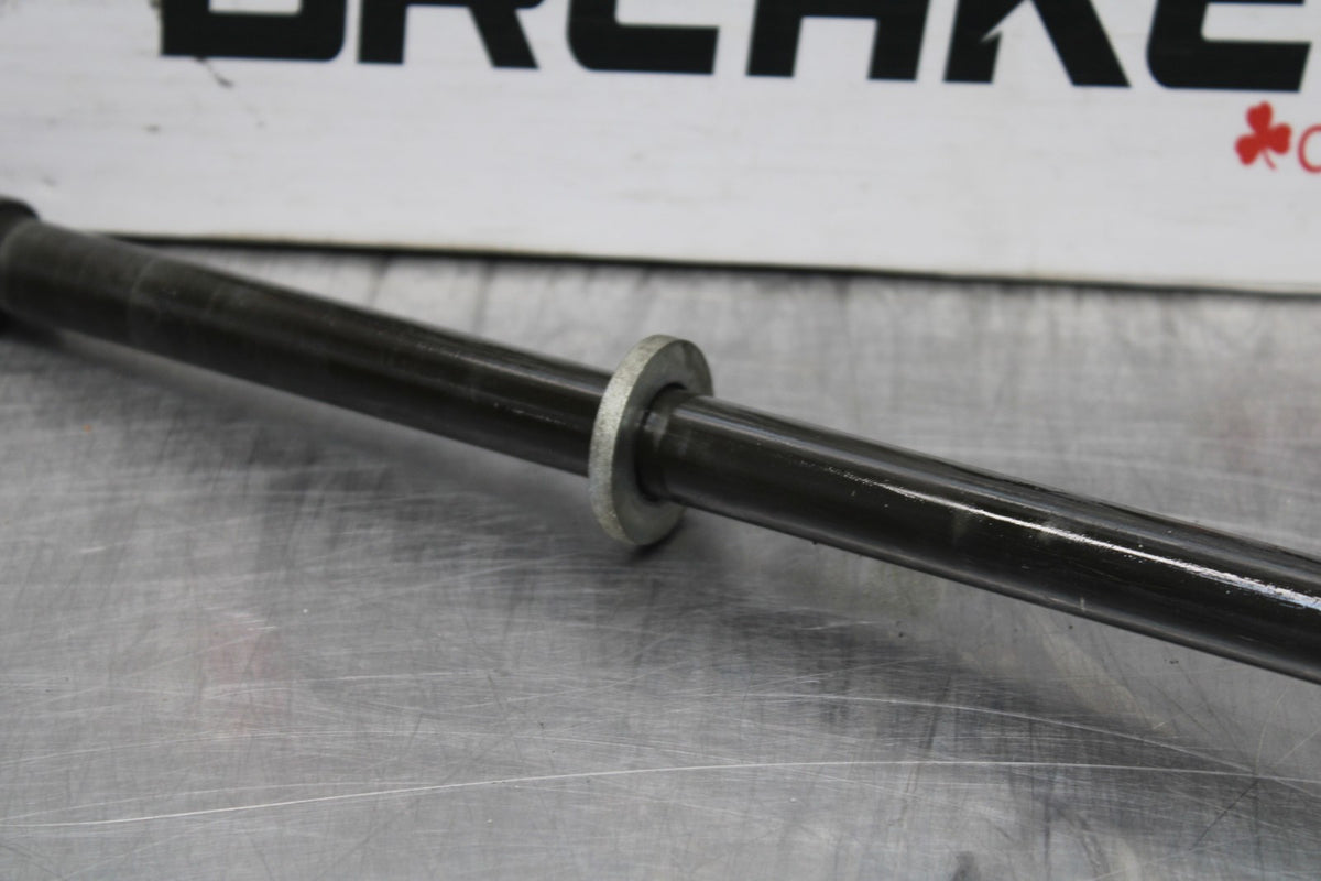 99-09 YAMAHA V STAR 1100 REAR AXLE BACK WHEEL RIM PIVOT BOLT AXEL BB853