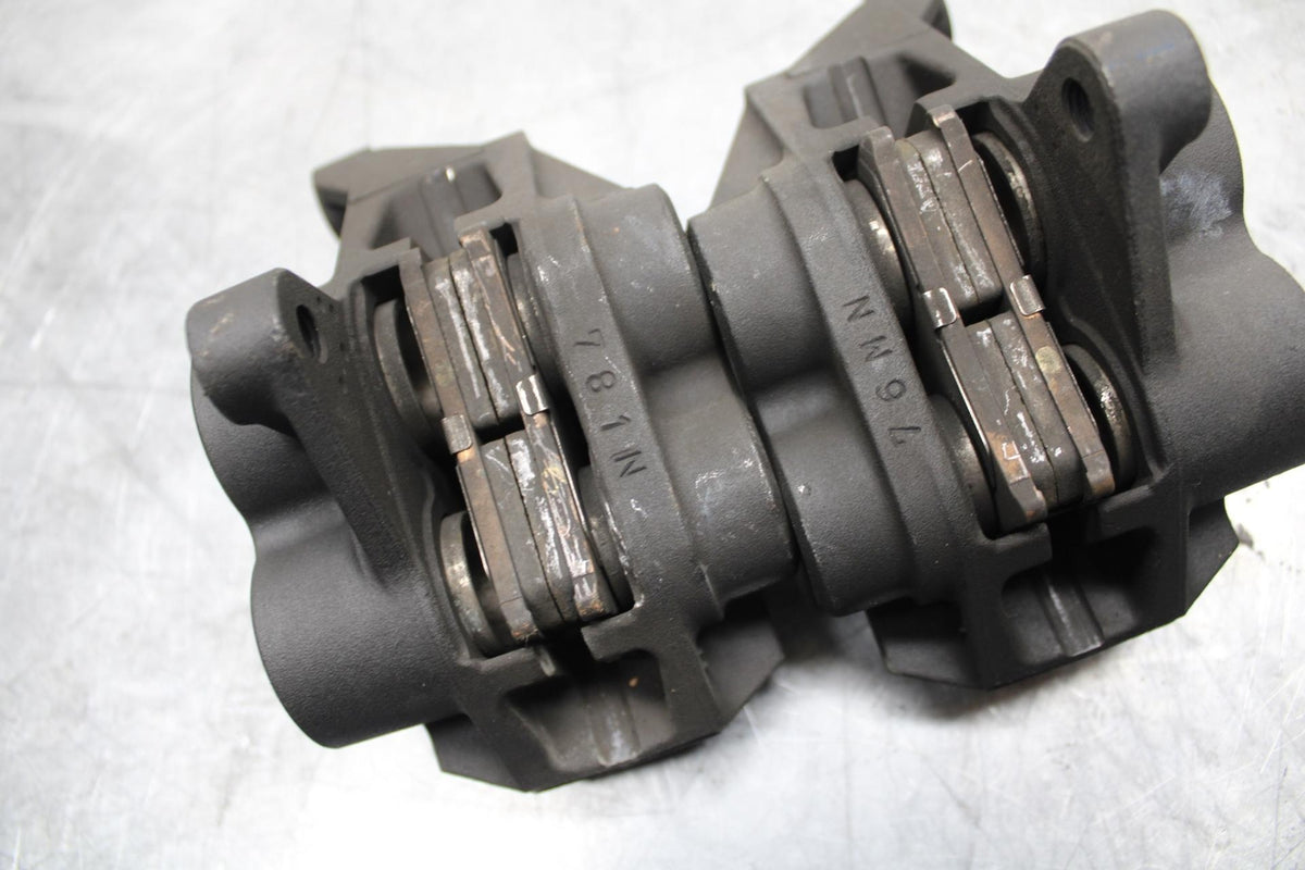 16-22 YAMAHA XSR 700 RIGHT LEFT FRONT BRAKE CALIPER SET PAIR CALIPERS BB475