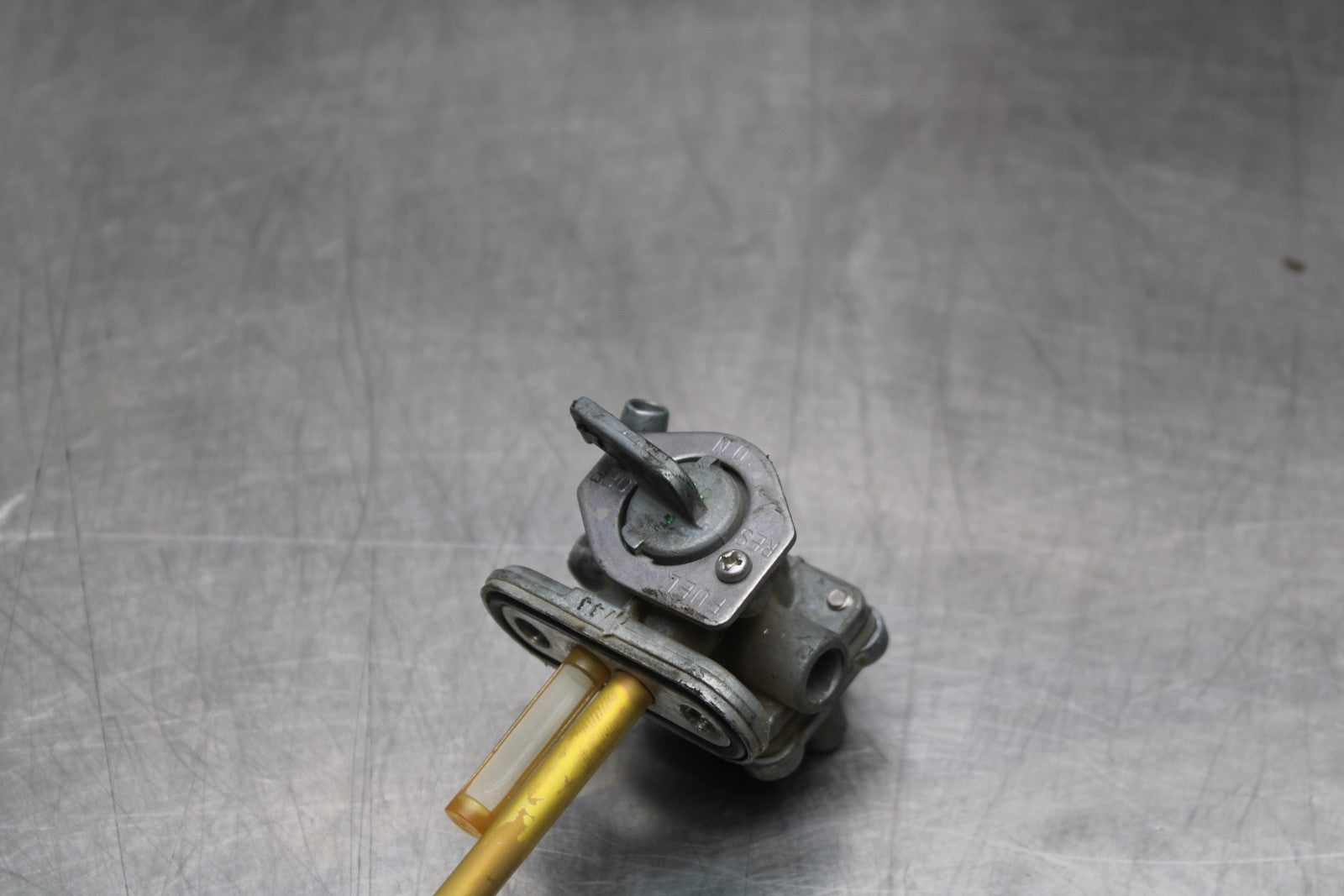 08-18 KAWASAKI KLR650 FUEL GAS TANK PETCOCK SHUT ON OFF VALVE BB183