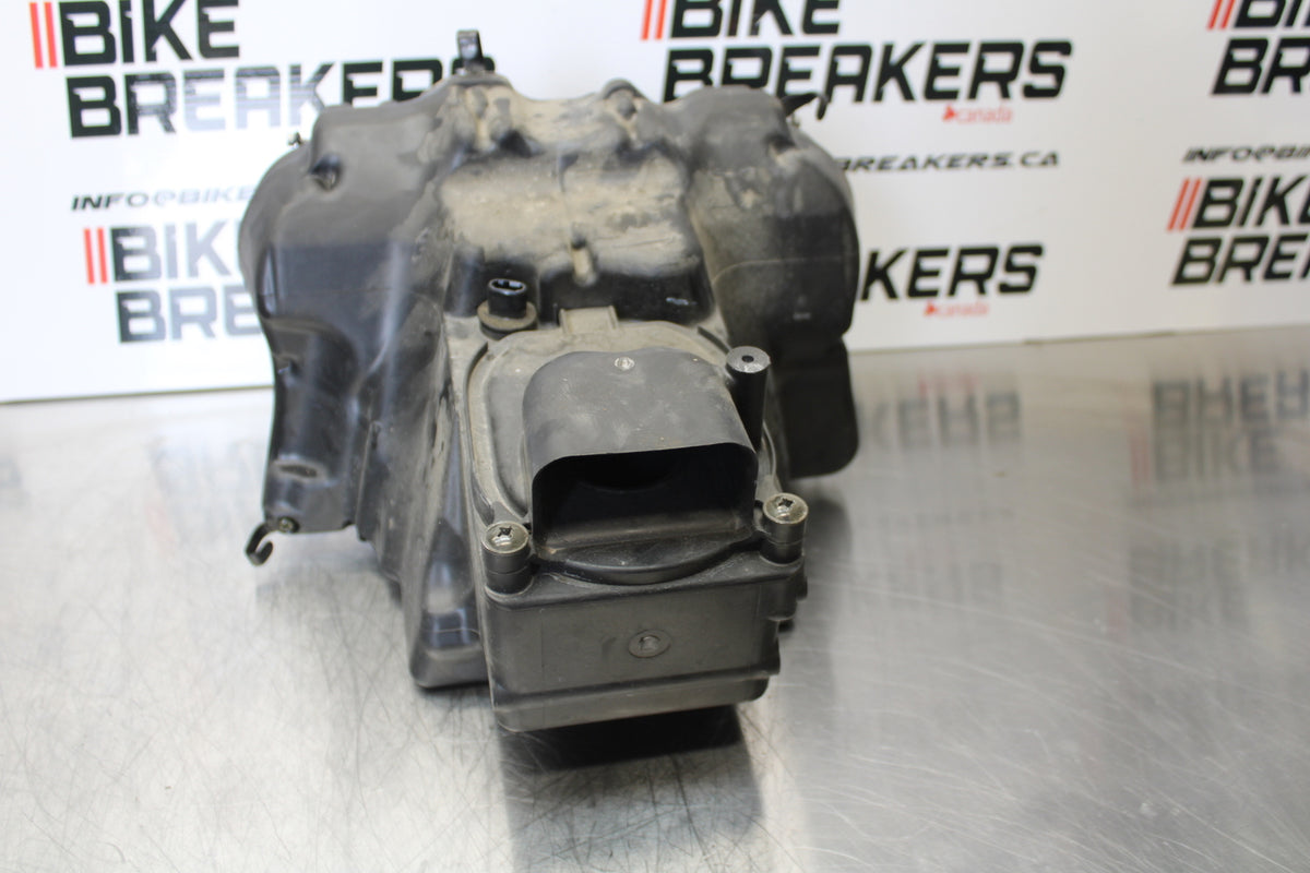 07 KAWASAKI Z1000 AIRBOX AIR INTAKE FILTER BOX BB148