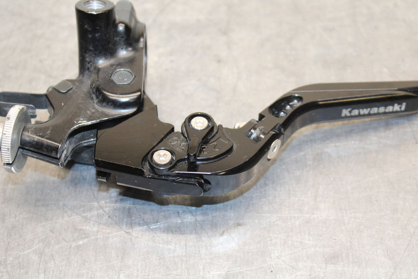 12-13 KAWASAKI Z1000 CLUTCH PERCH MOUNT WITH LEVER  BB743