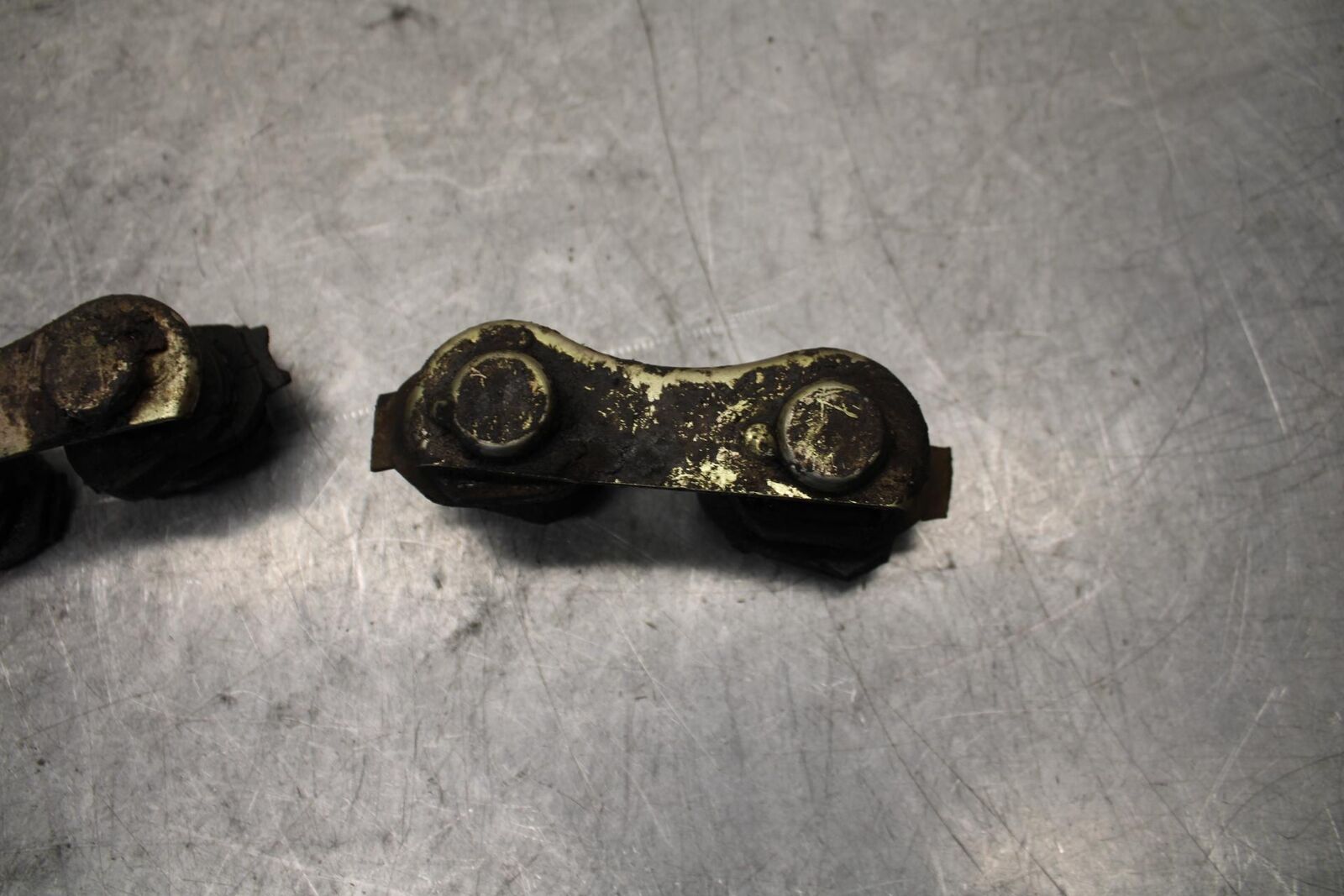 1974 Yamaha RD350 FOOTPEG PLATE BOLT  BB53