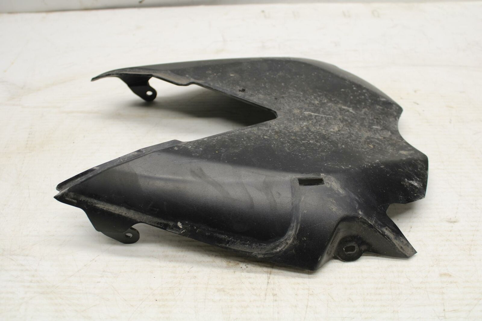 07-16 TRIUMPH STREET TRIPLE REAR BACK TAIL UNDERTAIL FAIRING COWL FENDER BB356