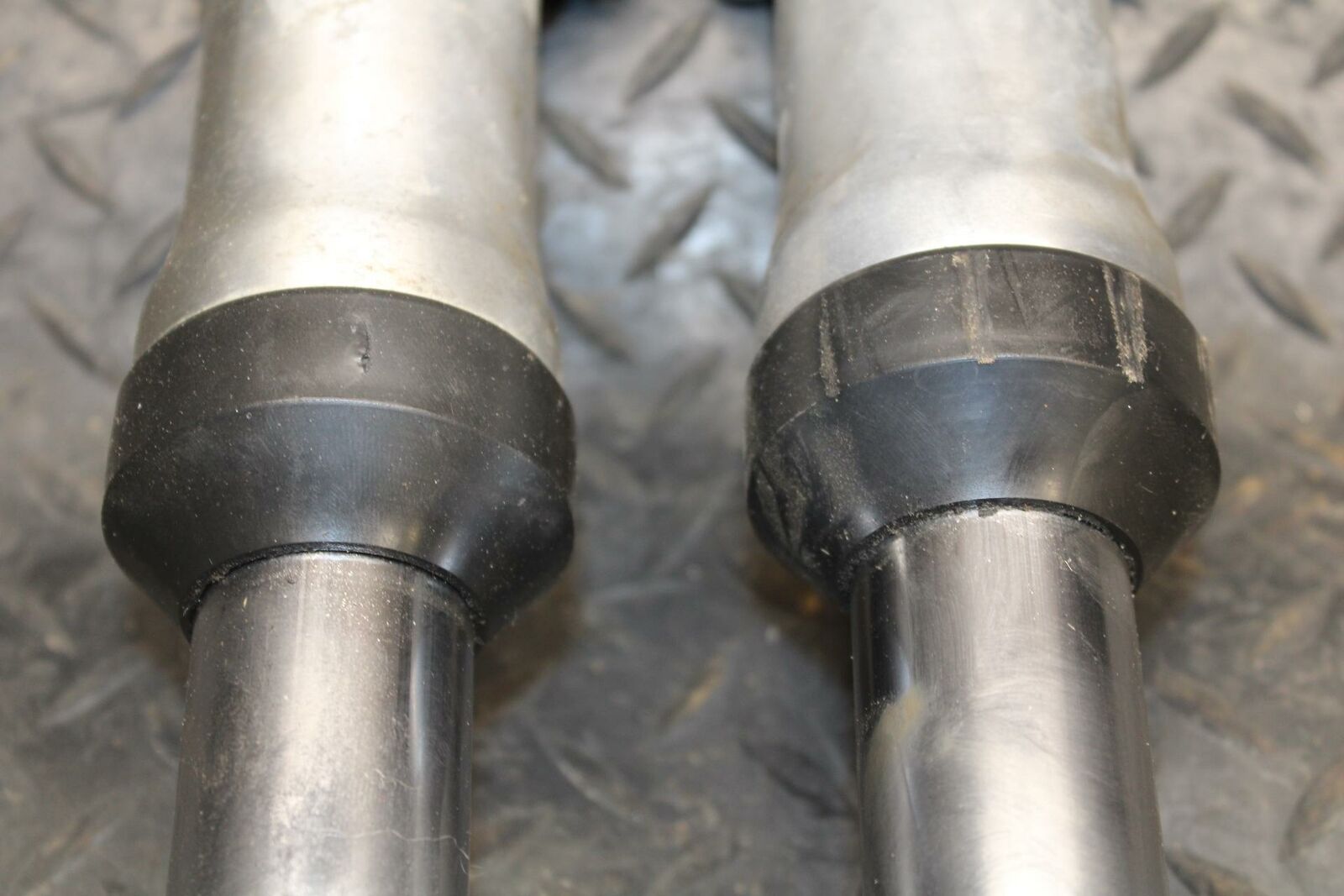 78 SUZUKI GS550E FRONT FORKS SHOCK SUSPENSION SET PAIR BB212