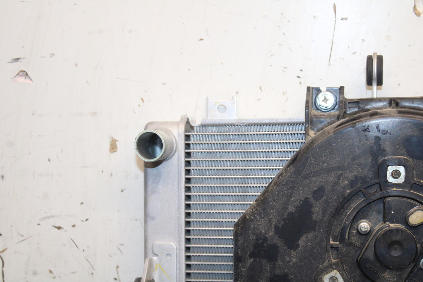 18-23 KAWASAKI NINJA 400 EX400 ABS ENGINE RADIATOR MOTOR COOLING RADIATER BB747