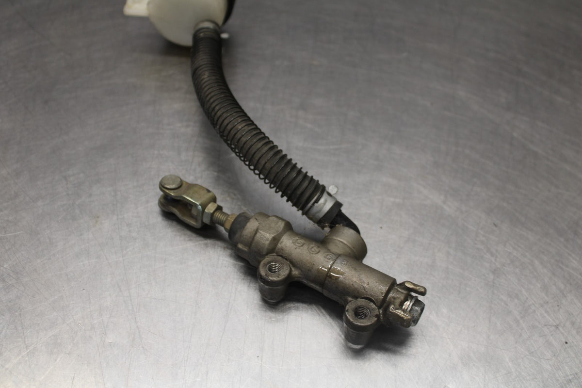 97 KAWASAKI VULCAN 1500 VN1500D CLASSIC REAR BACK BRAKE MASTER CYLINDER BB936