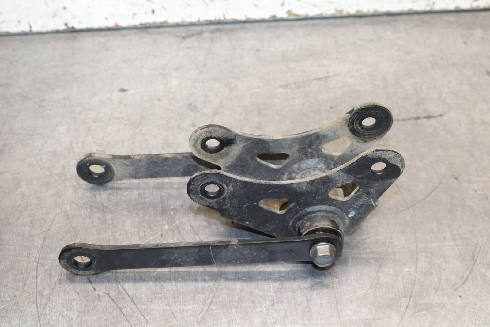 18-23 KAWASAKI NINJA 400 EX400 ABS REAR DOGBONE SHOCK LINKAGE LINK BB747