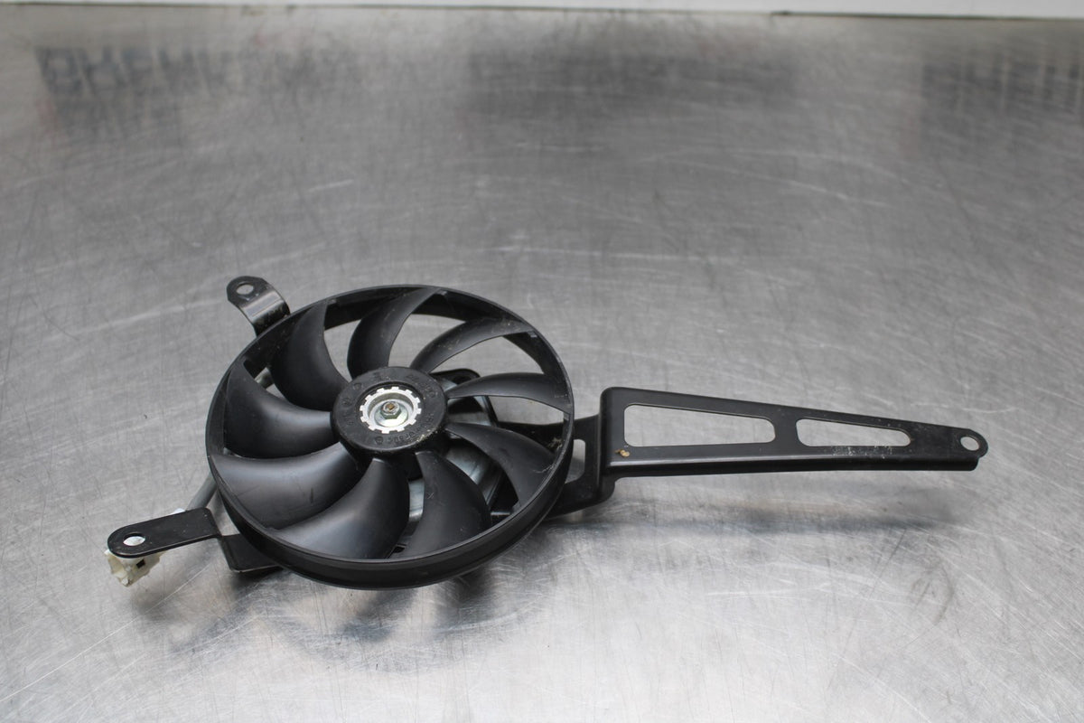 11-15 KAWASAKI NINJA ZX10R ENGINE RADIATOR COOLING FAN BB840