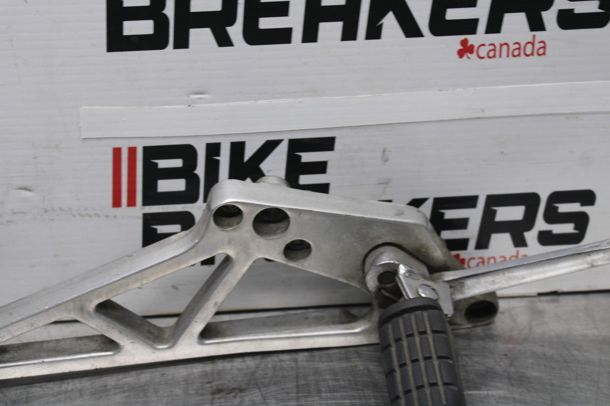 84 HONDA INTERCEPTOR 1000 VF1000F RIGHT REARSET REAR SET DRIVER FOOT PEG BB878