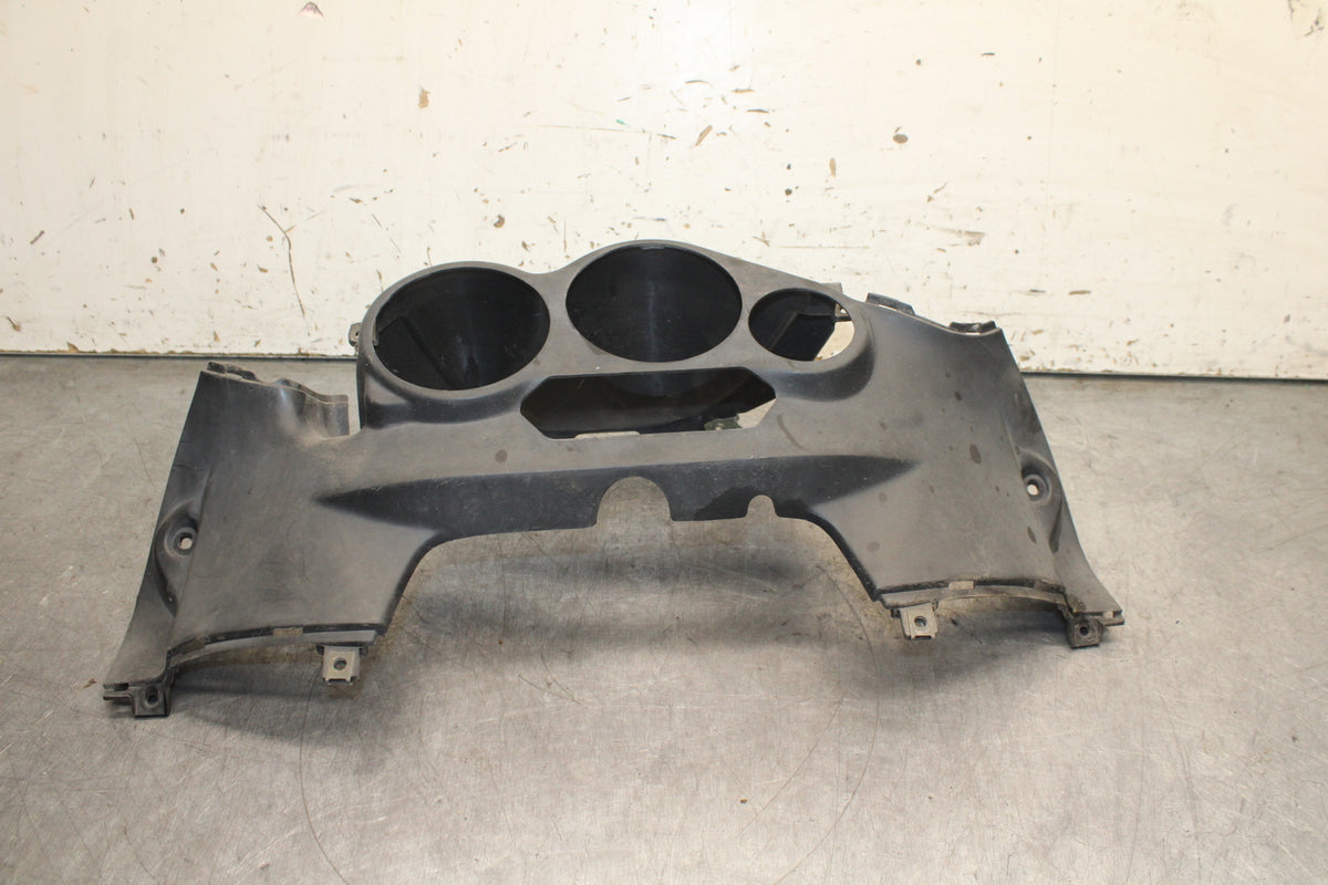 96-07 YAMAHA YZF600R FRONT INNER CENTER COWL FAIRING  BB746
