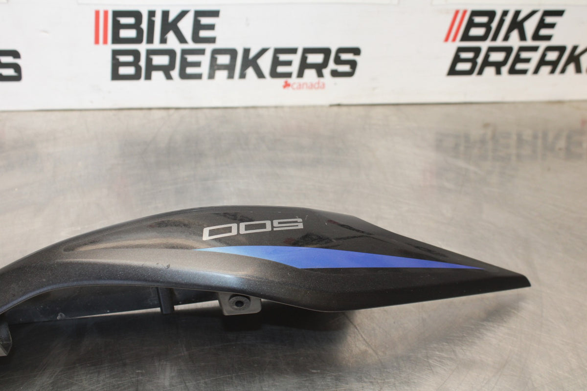 24-25 KAWASAKI NINJA 500 ABS RIGHT REAR BACK TAIL FAIRING COWL SHROUD BB899