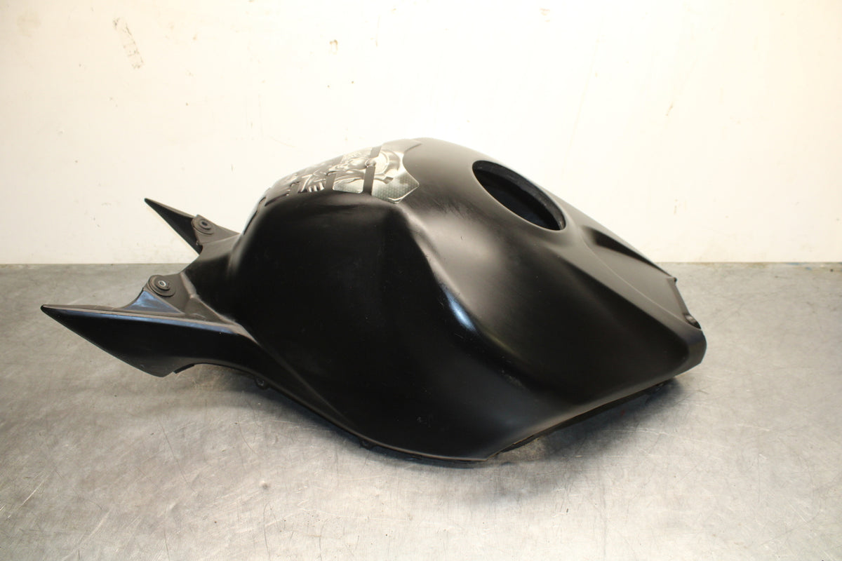 06-07 HONDA CBR1000RR GAS TANK FUEL CELL COVER FAIRING COWL BB756