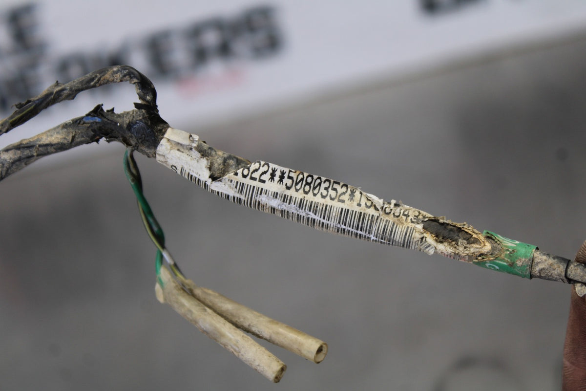 06 KAWASAKI KLR650 TAIL LIGHT WIRING HARNESS MOTOR WIRE LOOM BB919