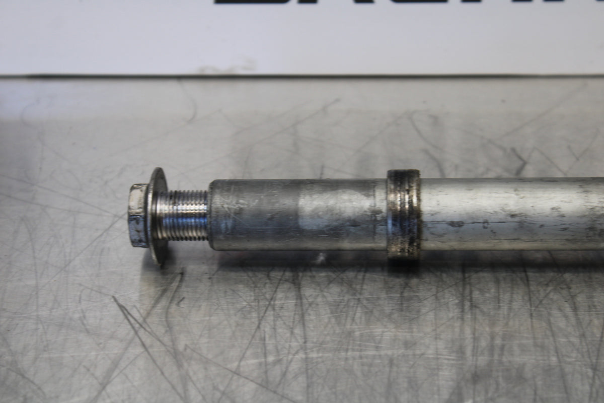12-16 HONDA CBR1000RR FRONT WHEEL RIM AXLE PIVOT BOLT BB157