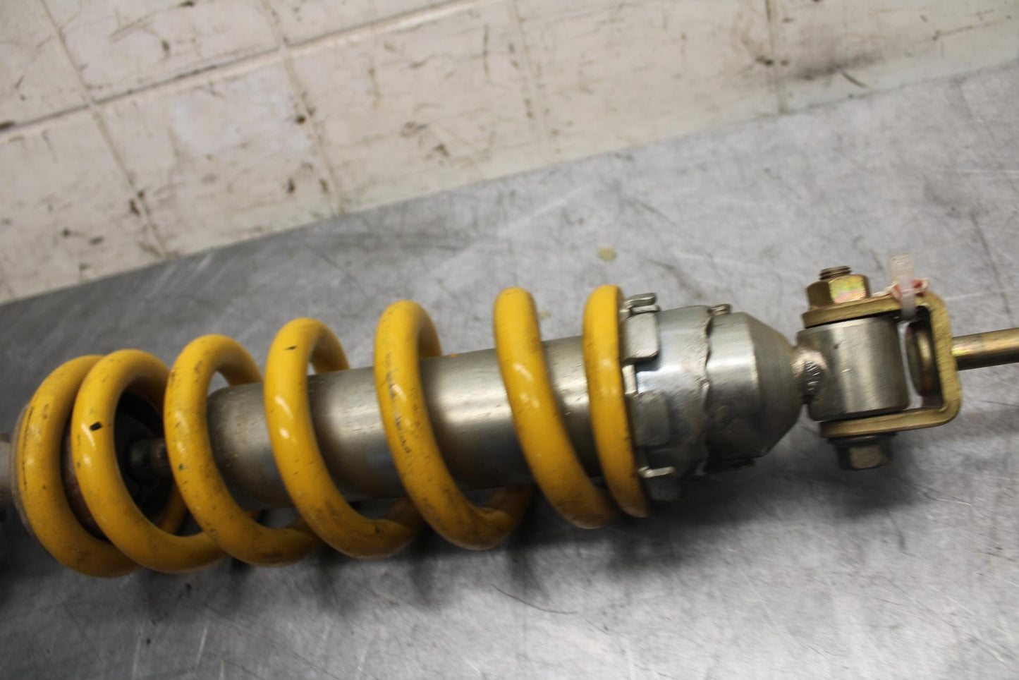 1998 Honda Super Hawk 1000 VTR1000F REAR BACK SHOCK ABSORBER SUSPENSION bb341